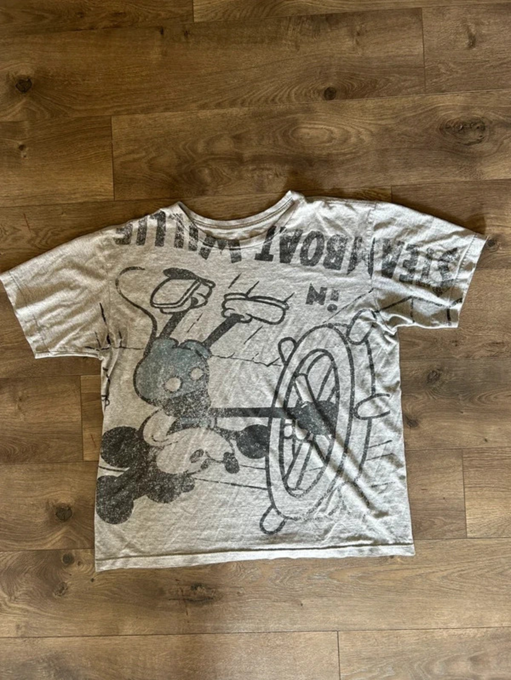 vintage disney steamboat willie graphic tee size M